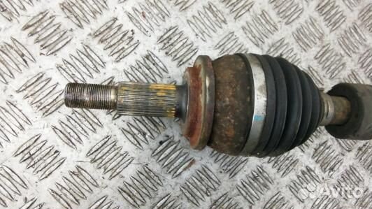 Привод передний правый toyota avensis T27 (86P23N1