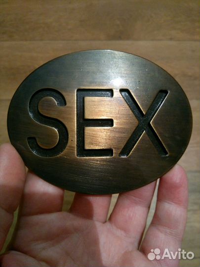 Пряжка к карнавальному костюму 