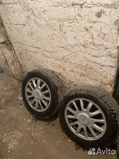 R15 Nokian Tyres Nordman 5 185/65, PCD 4x98 DIA 10