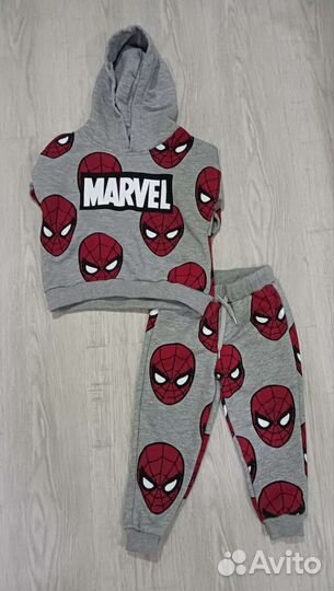 Костюм на мальчика Marvel Zara