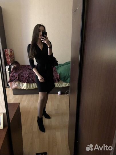 Платье от mango