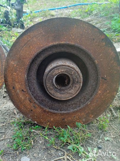 Ступица передняя на газель в сборе