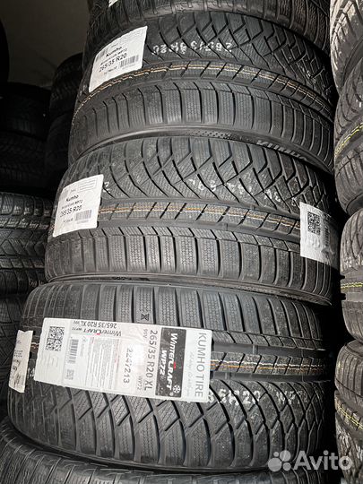 Kumho WinterCraft WP72 265/35 R20