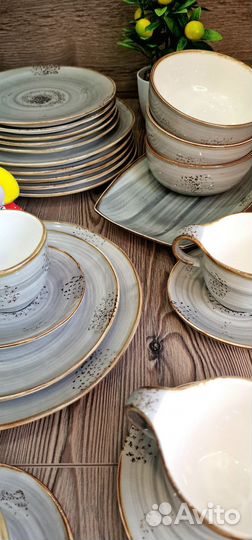 Набор столовой посуды на 6 персон