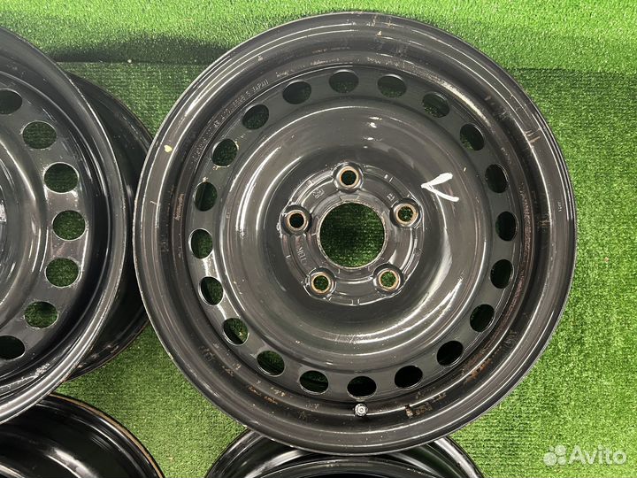 R15 5x114.3 5.5JJ ET+45 Цо64,1мм Honda оригинал
