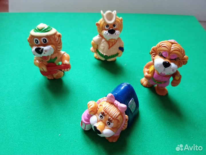 Игрушки из киндеров