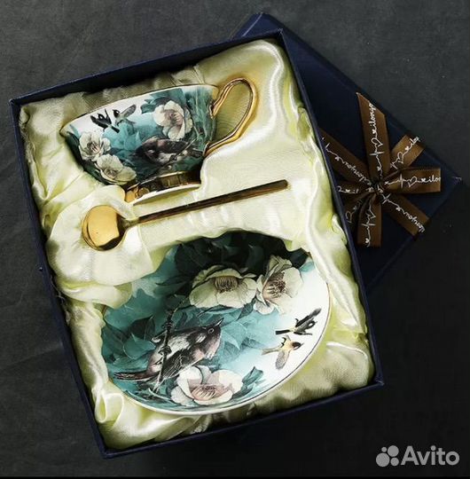 Винтажные чайные пары из костяного фарфора