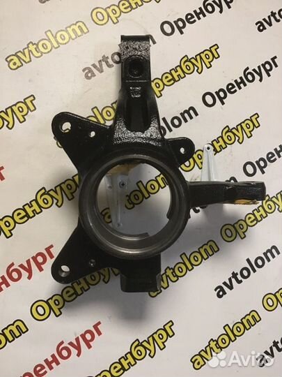 Кулак поворотный передний левый Renault Kangoo 2