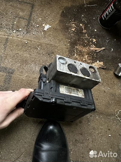 Блок abs audi a3 8l 3дв. 1999(машина в разборе)