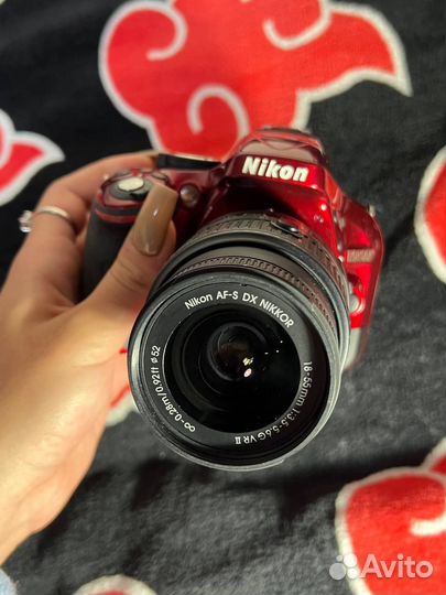 Nikon D5200 + объектив Nikon AF-S nikkor 18-55mm