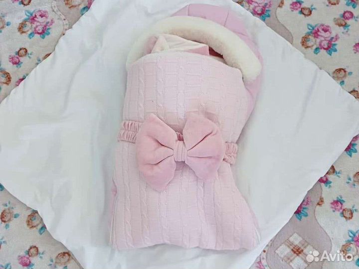 Комплект на выписку зимний для девочки