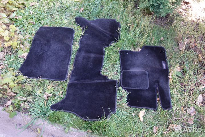 Коврики Mitsubishi pajero 3, 4