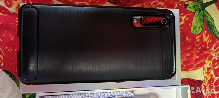 Xiaomi Mi 9, 6/128 ГБ