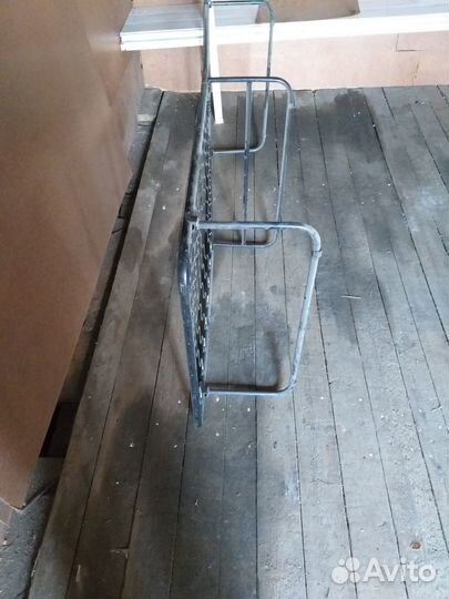 Раскладушка (туристическая ) раскладная кровать