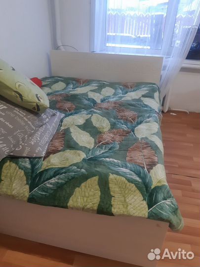 Кровать двухспальная