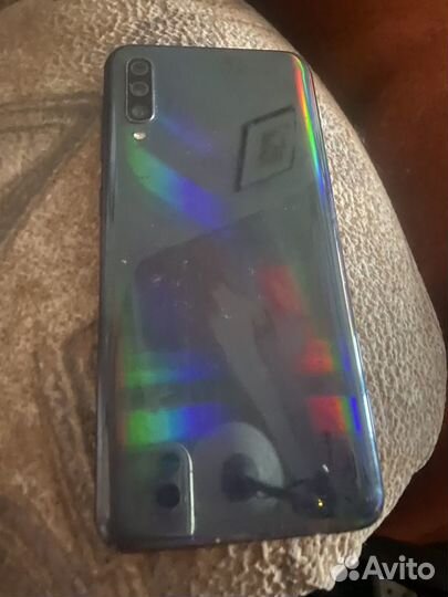 Samsung Galaxy A50, 4/64 ГБ