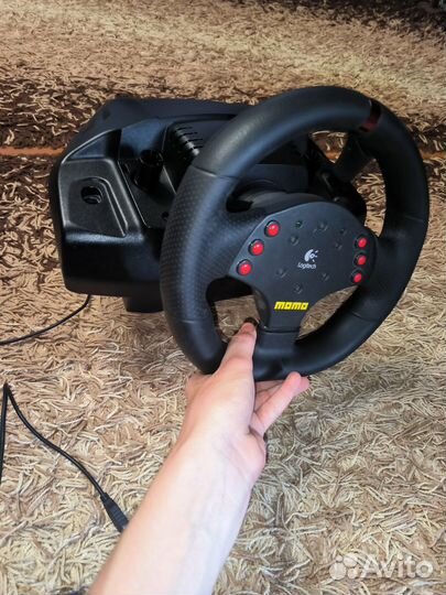Продаю руль momo racing