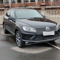 Volkswagen Touareg 3.0 AT, 2018, битый, 200 000 км, с пробегом, цена 3 100 000 руб.