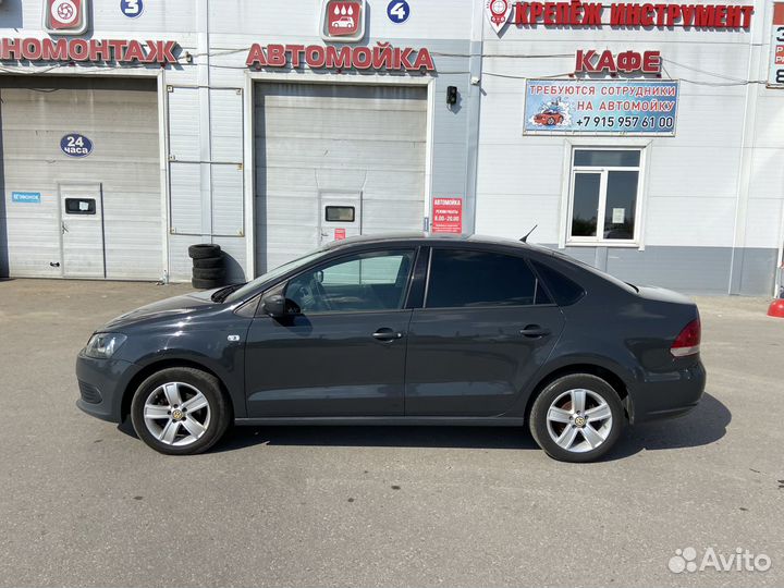 Volkswagen Polo 1.6 AT, 2012, 238 000 км