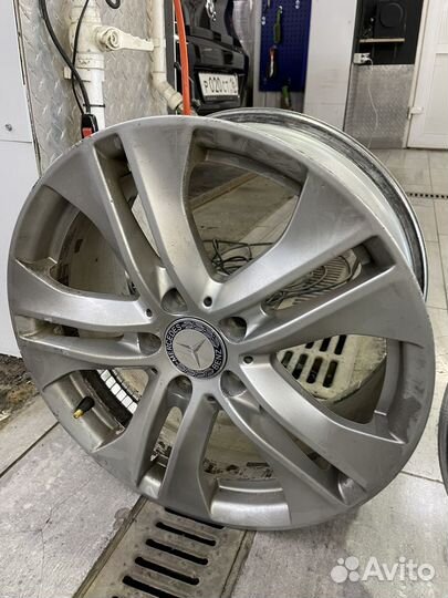 Диски Mercedes benz 4шт оригинал 17r