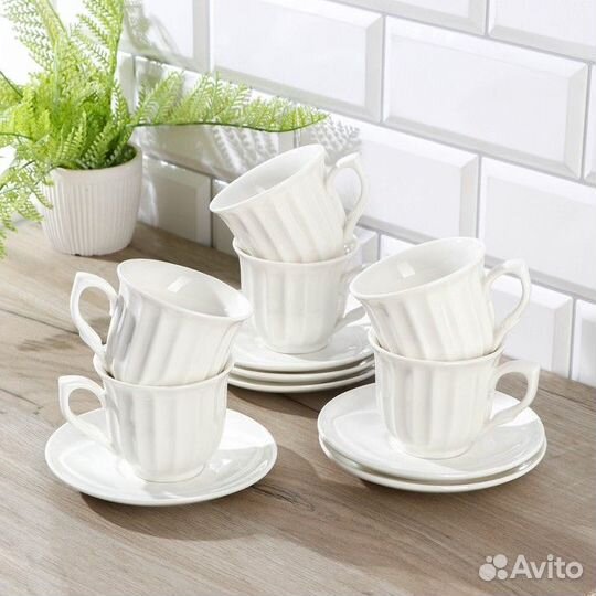 Продам сервиз чайный 