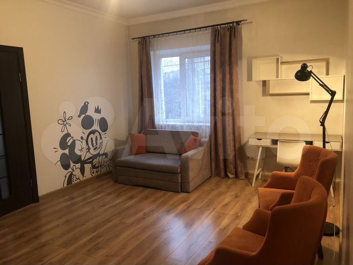 2-к. квартира, 52 м², 2/3 эт.