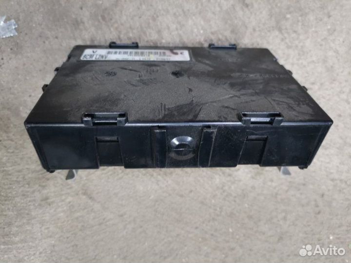 Блок комфорта Nissan Tiida хэтчбек HR16 2007