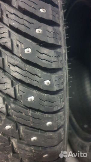 Nokian Tyres Hakkapeliitta 10p 215/55 R17