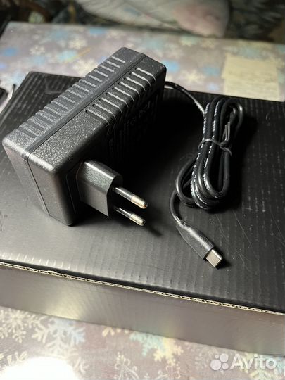 Аппарат для маникюра и педикюра