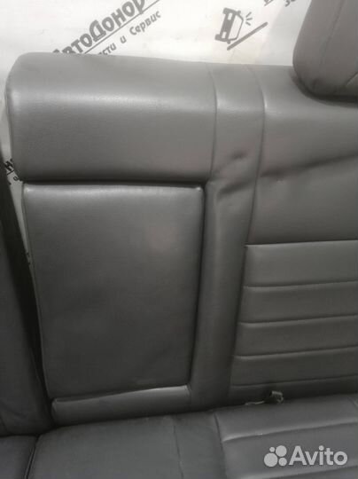 Заднее сиденье Nissan X-Trail T30