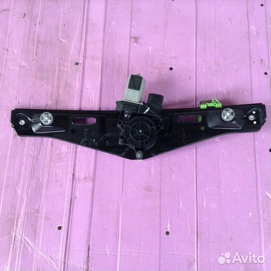 Стеклоподъемник двери задней правой BMW X1 E84