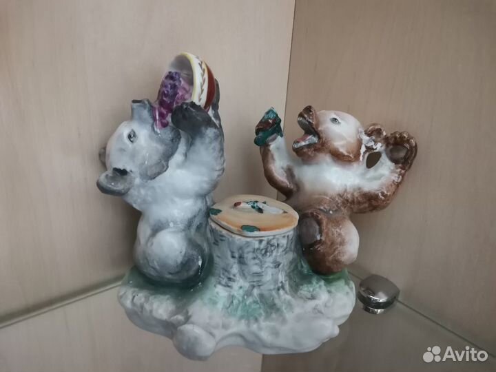 Статуэтка фарфоровая Медвежата