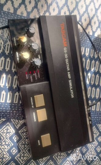 Винтажный Tascam GS-30 guitar amp simulator