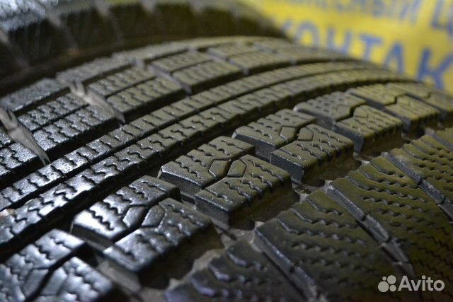 Toyo Winter Tranpath MK4a 215/65 R16