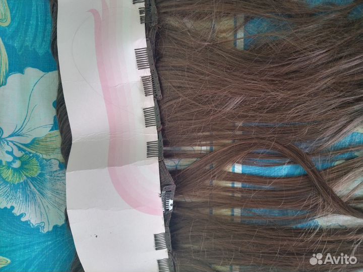 Волосы на заколках