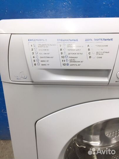 Стиральная машина белая бу с дисплеем Ariston