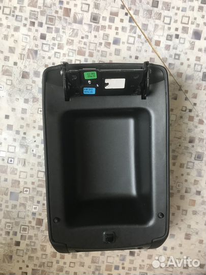 Подлокотник nissan qashqai j10