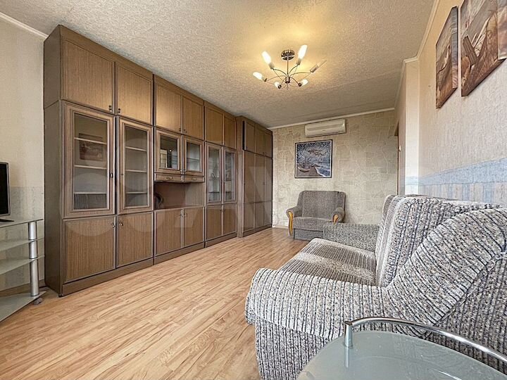 2-к. квартира, 50,5 м², 16/16 эт.