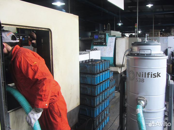 Пылесос для уборки промышленных площадей