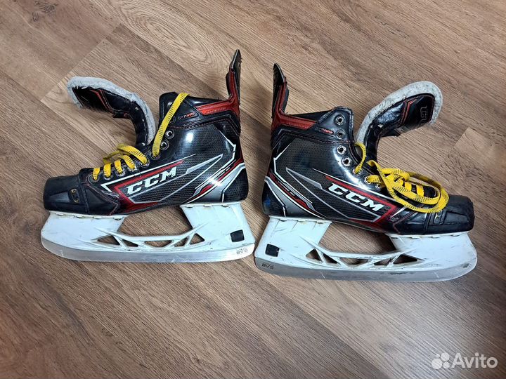 Коньки CCM jetspeed ft 490