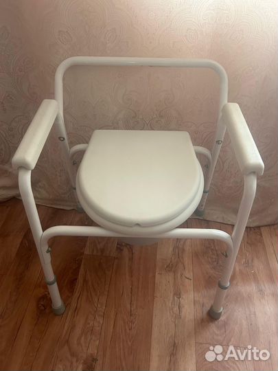 Кресло туалет Армед FS810