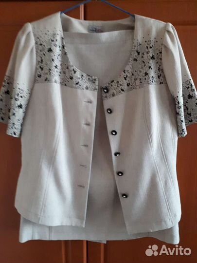 Костюм женский