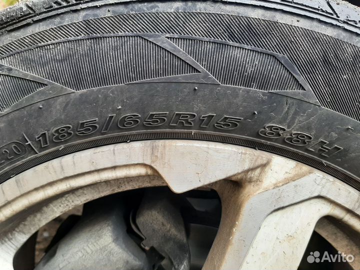 Nexen N'Fera SU4 185/65 R15 88