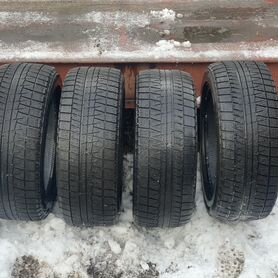 Bridgestone Blizzak Revo GZ 225/50 R17