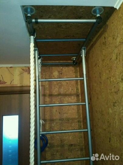 Спортивная шведская стенка