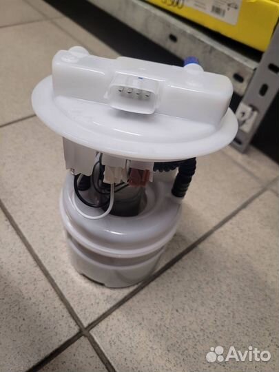 Насос топливный (в сборе) 2.0 renault duster