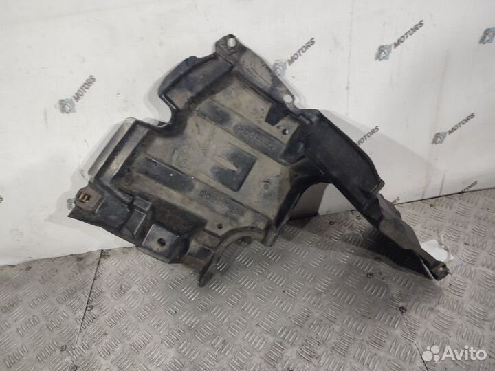 Защита двигателя передняя правая Toyota Aqua NHP10