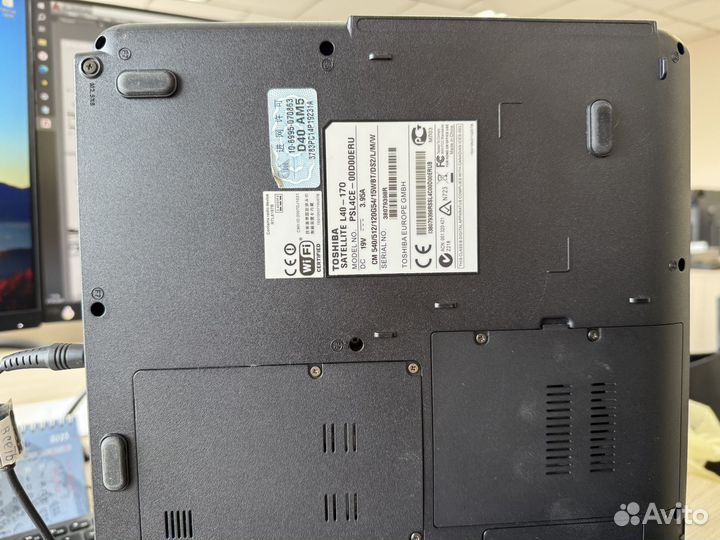 Ноутбук toshiba satellite L40-17O