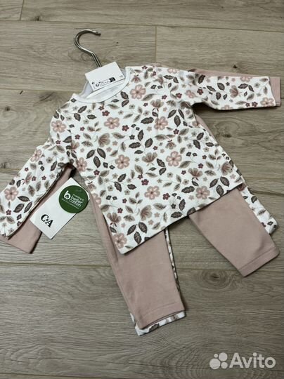 Комплект из 2ух костюмов c&a 68р