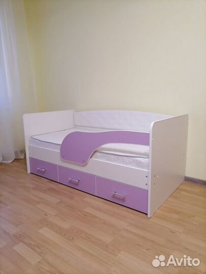 Кровать Мартин с матрасом в комплекте